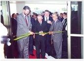 Cerimônia inaugural da nova sede em 2001. Acervo TRE-MT. 