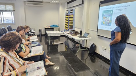 Oficina de alfabetização lúdica para o SoleTRE 2
