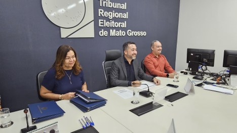 Posse de novos servidores 12