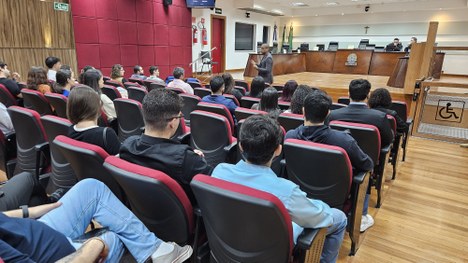 Visita guiada acadêmicos Direito Unic - Beira Rio 3