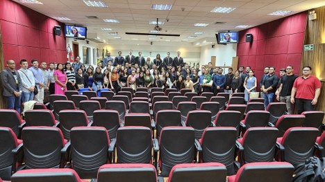 Visita guiada acadêmicos Direito Unic - Beira Rio 3