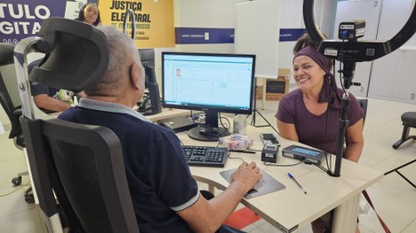 Posto de Atendimento no Shopping 3 Américas 4