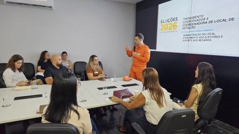 Reunião com coordenadores de locais de votação 1