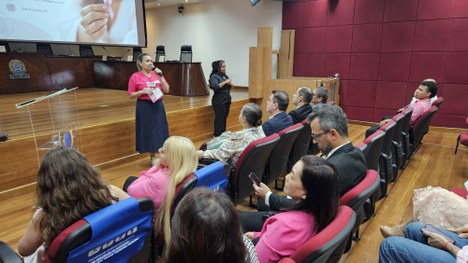 Palestra sobre prevenção da mulher - Outubro Rosa 8