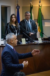 Alunos de Direito da Unemat Diamantino conhecem TRE-MT e acompanham sessão plenária 1