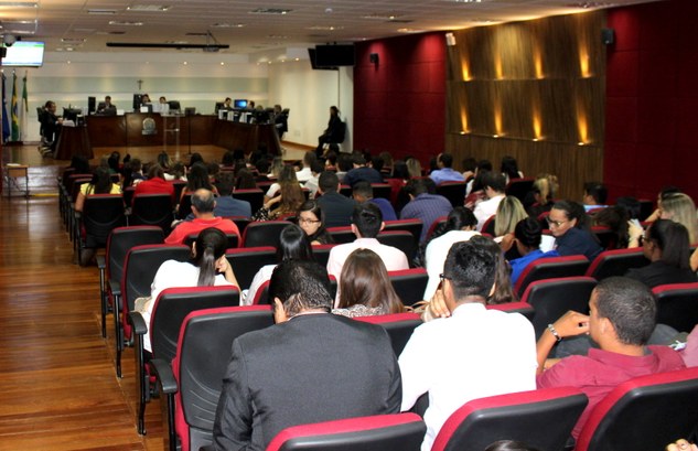 O Tribunal Regional Eleitoral recebeu a visita dos formandos do curso de Direito da Universidade...