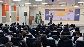 Produção teve como tema o alistamento eleitoral de jovens com idades entre 15 e 17 anos e o estí...