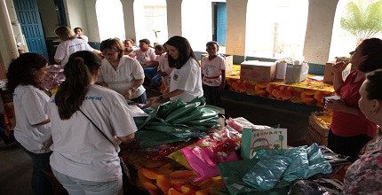 Dia das Crianças: Servidores do TRE visitam orfanatos para doar brinquedos e roupas Dia das Crianças: Servidores do TRE visitam orfanatos para doar brinquedos e roupas