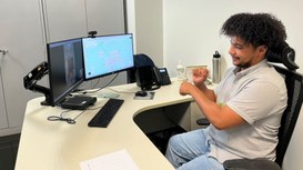 A Justiça Eleitoral criou a Central de Libras para atendimento dos eleitores surdos. O Funcionam...