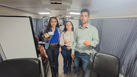 Unidade móvel da Justiça Eleitoral realiza 267 atendimentos na ExpoJuína