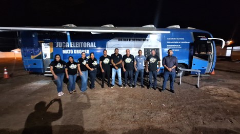 Unidade móvel da Justiça Eleitoral realiza 267 atendimentos na ExpoJuína
