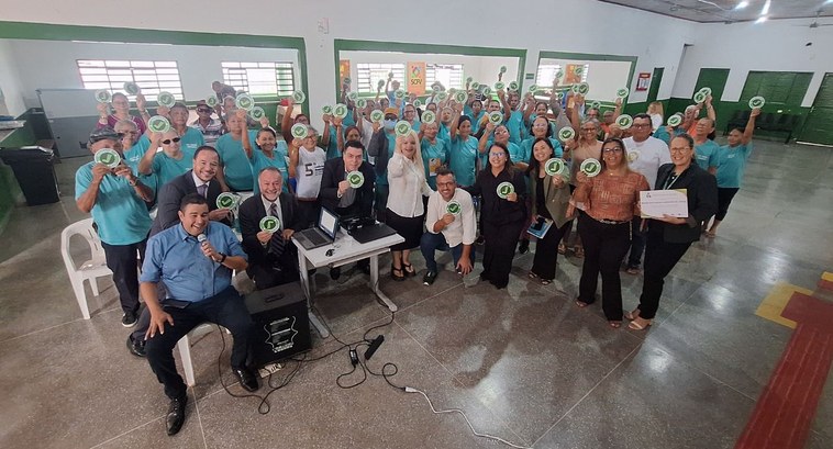 Idosos da Grande CPA tornam-se aliados da Justiça Eleitoral no combate à desinformação Ação do Projeto “Detetives da Cidadania”, do TRE-MT, promove educação midiática e leva serviços ...