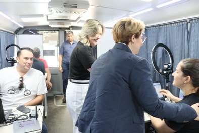 Unidade Móvel no Mercado do Porto 2