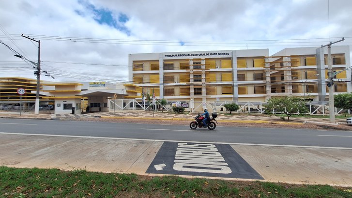Justiça Eleitoral de Mato Grosso suspende expediente nos dias 20 e 21 e novembro