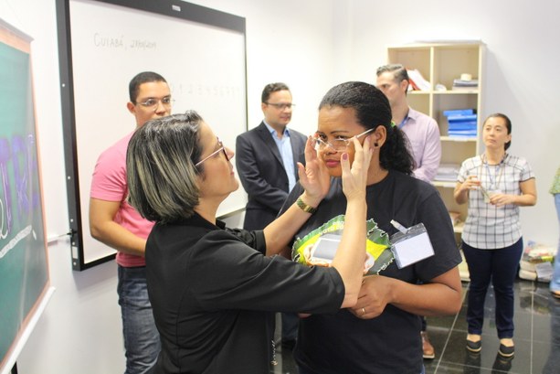 SoleTRE: Alunos do projeto de alfabetização recebem doação de óculos 

“Uma verdadeira corrent...