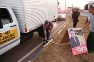 Apreensão de propaganda irregular nas ruas de Cuiabá-MT