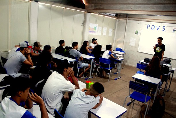 Palestra na Escola Professor Rafael Rueda (Pedra 90) Os alunos da Escola Professor Rafael Rueda (Pedra 90) saíram da rotina nesta quinta-feira (20.09...