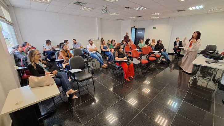 Médicos, psicólogos e enfermeiros voluntários do piloto do Projeto Voto Acolhedor participaram d...