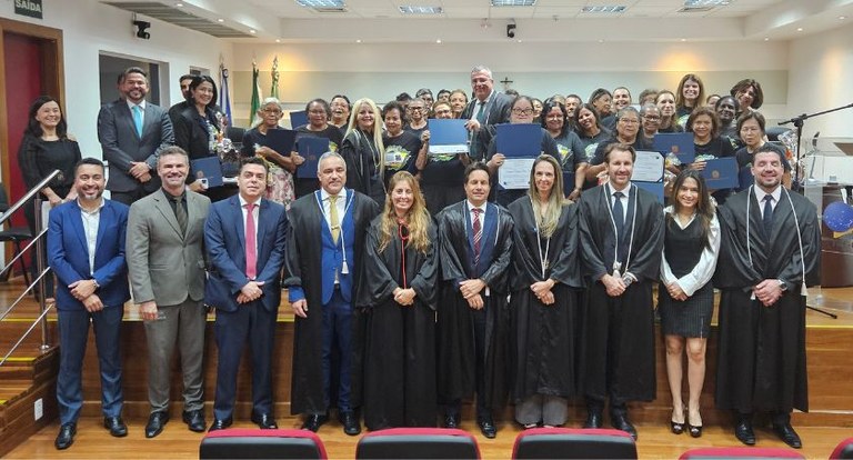 Programa do TRE-MT forma 32 alunos e reforça inclusão social por meio da alfabetização 1