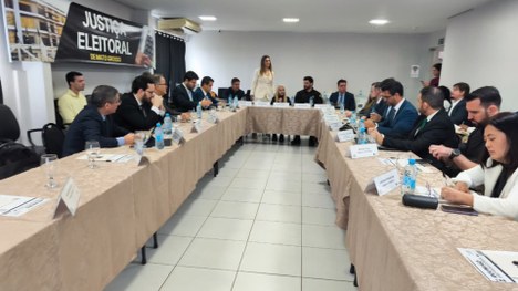 Encontro reuniu representantes da gestão do Tribunal e da Polícia Federal, além de servidores do...