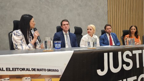 Evento ocorreu nesta sexta-feira (17), no auditório da subseção da OAB-MT no município 