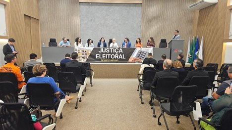 Evento ocorreu nesta sexta-feira (17), no auditório da subseção da OAB-MT no município 