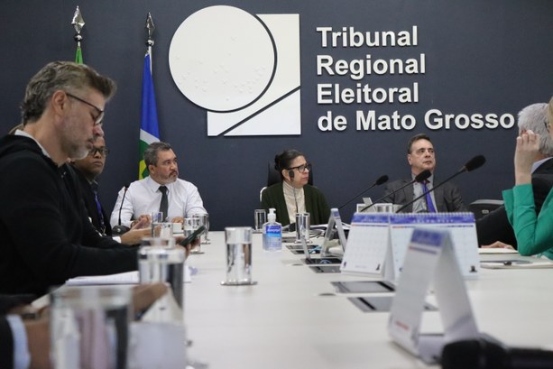 TRE-MT 70 REUNIAO DO CEJUD - CAPA TRE-MT 70 REUNIAO DO CEJUD - CAPA