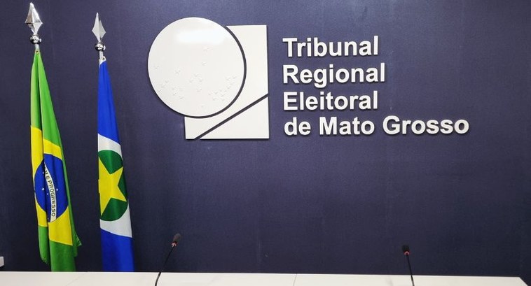 TRE-MT adota padronização de fundo virtual em sessões plenárias