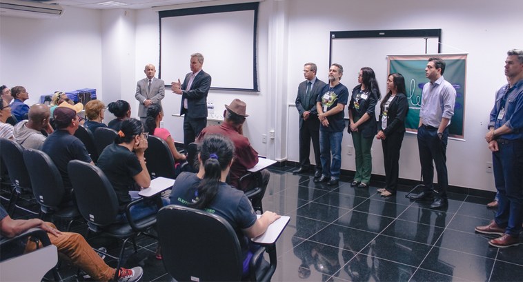 TRE-MT Aula Inaugural do SoleTRE Os desembargadores Sebastião e Geraldo dando boas vindas aos alunos