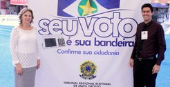 TRE-MT Des. Maria Helena Povoas e Advogado Silvio Queiroz