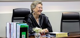 Desembargadora Maria Helena Póvoas durante sua última Sessão Plenária no TRE-MT em 07.04.2017 - ...