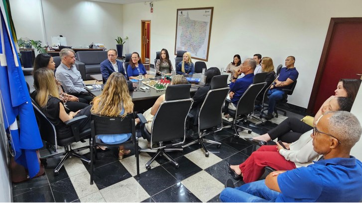 TRE-MT Força-tarefa alinha procedimentos de atendimento ao eleitor pelo 0800 647 8191