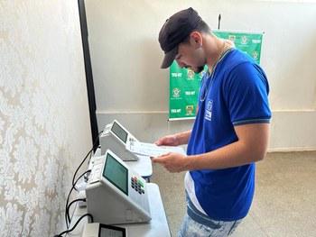 TRE-MT JOVEM ELEITOR EM RONDONÓPOLIS - GERAL