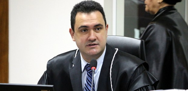 TRE-MT Juiz membro Ricardo Gomes de Almeida 25.09.16 Juiz membro Ricardo Gomes de Almeida durante Sessão Plenária em 25.09.16 - Foto: Alair Ribeiro/T...