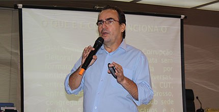 TRE-MT MCCE Advogado Vilson Nery junho 2012 TRE-MT MCCE foto do advogado Vilson Nery junho 2012