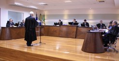 Novo plenário do TRE de Mato Grosso - Sessão de Julgamentos realizada em 16/10 após a inauguraçã...