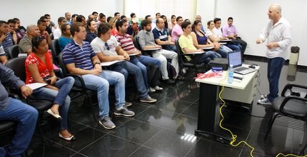 TRE-MT Treinamento Técnicos de Transmissão 2014 Treinamento dos Técnicos de Transmissão para as Eleições 2014.