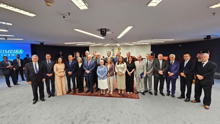 Presidente do TRE-MT prestigia posse no STF e destaca alinhamento institucional