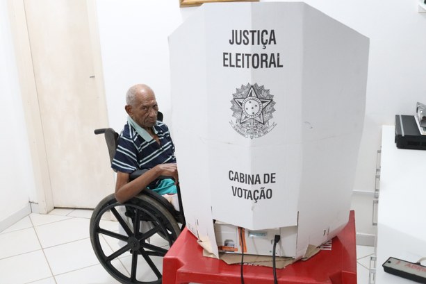 TRE-MT BALANÇO DAS ELEIÇÕES 2022 - CAPA 1 TRE-MT BALANÇO DAS ELEIÇÕES 2022 - CAPA 1