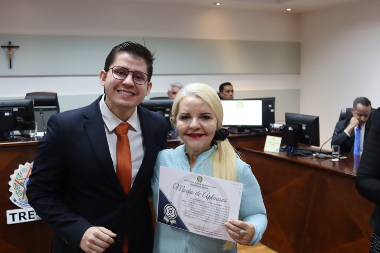 TRE-MT recebe moção de aplauso da Faculdade de Direito da UFMT